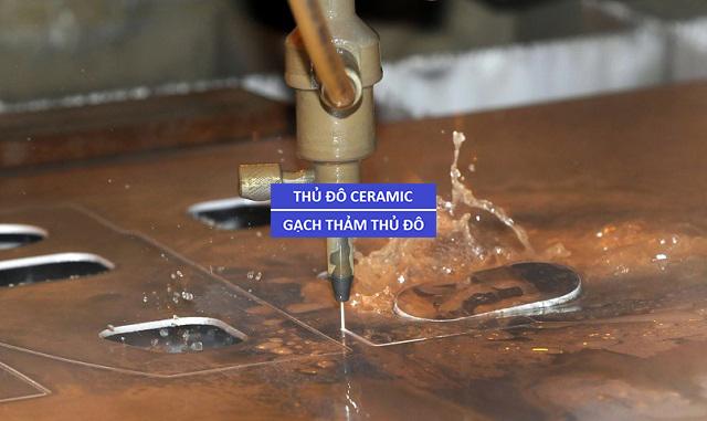Phương pháp cắt CNC bằng tia nước CNC gia công vật liệu dạng tấm
